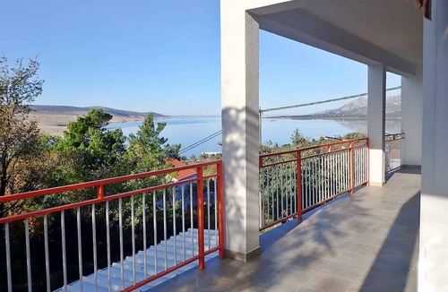 Rovanjska Apartment | Holiday apartment with balcony and sea view