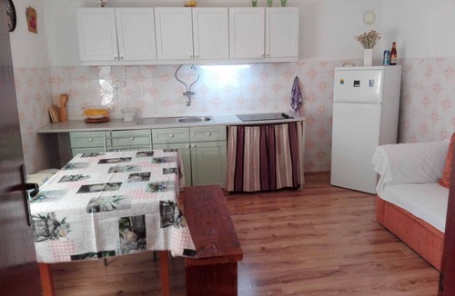 Rtina Apartment | Holiday apartment with sea view