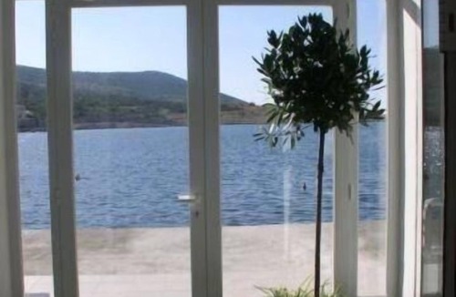 Vinjerac Apartment | Holiday apartment with sea view in Vinjerac