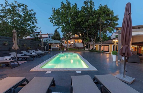 Kukci Apartment | Holiday apartment with pool and air conditioning