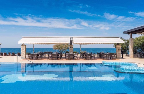 Monterol Apartment | Holiday apartment with terrace