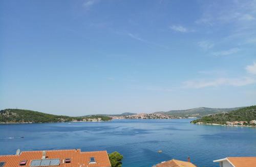 Razanj Apartment | Holiday Apartments Lučić - Feels like Home, away from Home