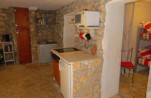 Jadrija Apartment | Holiday flat in Šibenik with large barbecue
