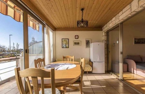 Karigador Apartment | Holiday flat with air conditioning