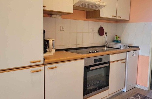 Milovcici Apartment | Holiday flat with balcony and barbecue