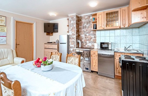 Varazdinske Toplice House | Holiday Home Martin with Swimming Pool