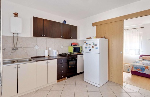 Rovanjska House | Holiday Home in Jasenice near Modrič Cave