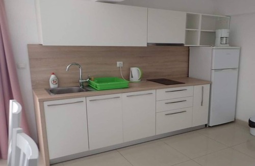 Starigrad Apartment | Holiday Home in Starigrad with Sea Views