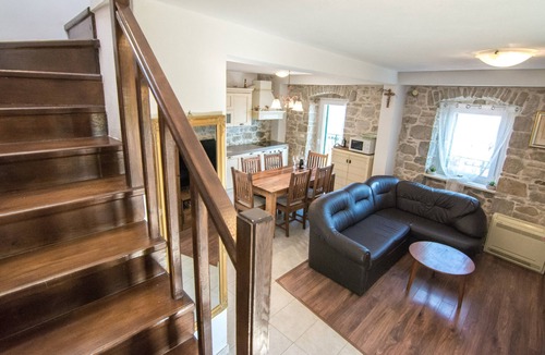 Lokva Rogoznica House | Holiday home Ante, (15275), Lokva Rogoznica, hr