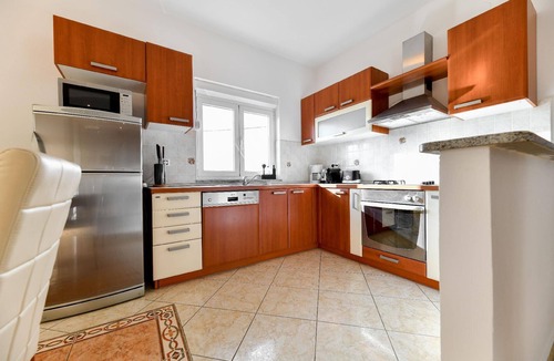 Debeljak House | Holiday home Andrea with heated pool
