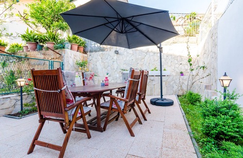 Gruz House | Holiday Home Avantgarde - Two Bedroom Holiday Home with Terrace and Sea View