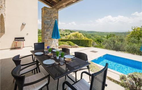 Baredine House | Holiday Home Baredine Bb Iv