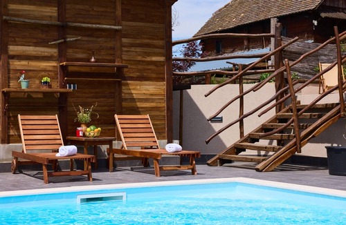 Popovaca Villa | Holiday Home Blackrock Siscia by Villas Guide