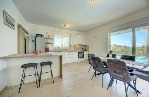 Ljubac House | Holiday Home Bonato with pool
