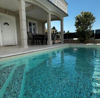 Bilice House | Holiday Home by Interhome