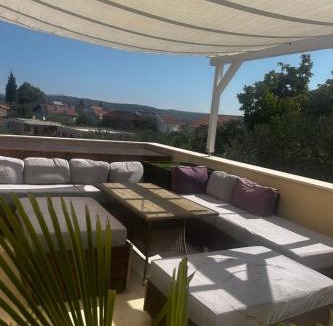 Bilice House | Holiday Home by Interhome