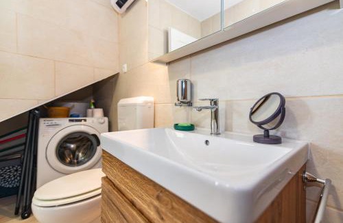 Lovran House | Holiday Home Daylin