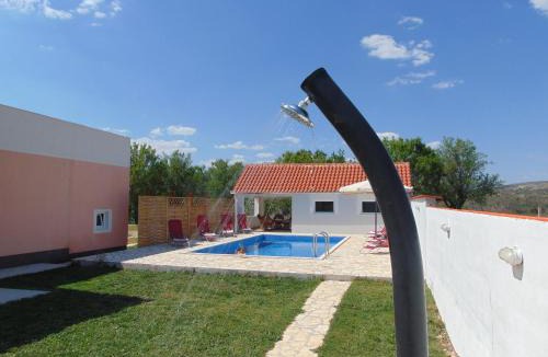 Benkovac House | Holiday Home Donji Lepuri