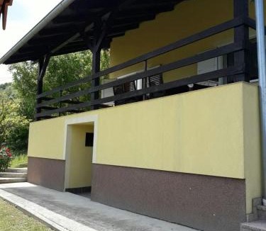 Sveti Kriz Zacretje House | Holiday Home Dora