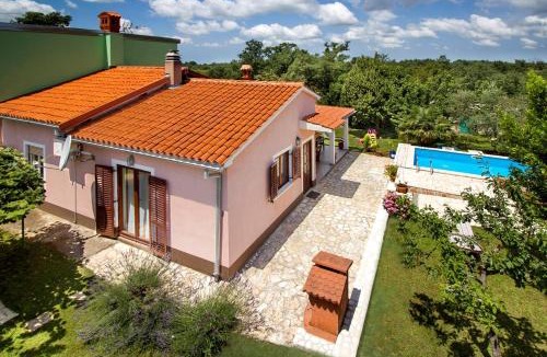 Modrusani House | Holiday home Ecio , s velikim vrtom, potpuno ograđena,