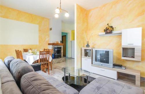 Modrusani House | Holiday home Ecio , s velikim vrtom, potpuno ograđena,