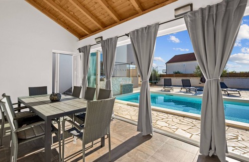 Polaca Villa | Holiday home Feniks by Villas Guide