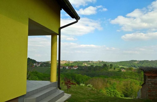 Grabrovnik House | Holiday Home Fijolica