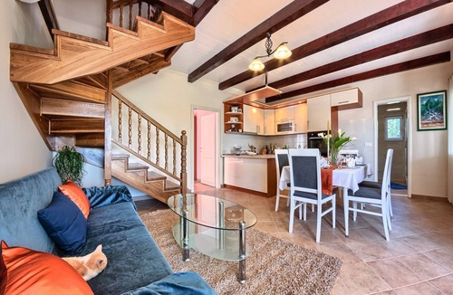Okrug Gornji House | Holiday home Frano, (15077), Okrug Gornji, hr
