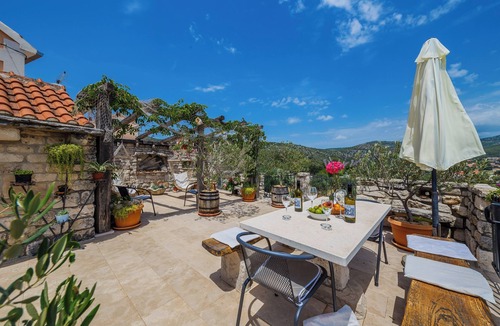 Marina House | Holiday home Ganče * quiet location, large terrace with BBQ, free WiFi