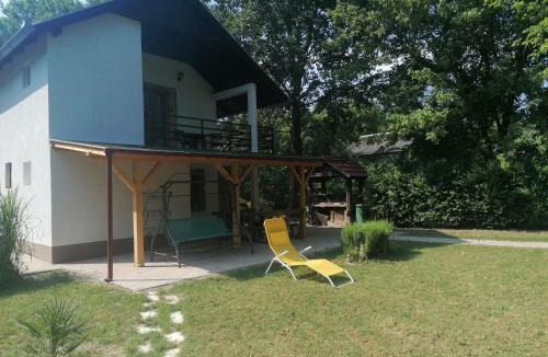 Batina House | Holiday Home Green House