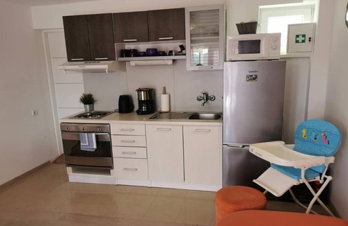 Tuheljske Toplice House | Holiday Home in Tuheljske with Hot Tub