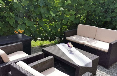 Tuheljske Toplice House | Holiday Home in Tuheljske with Hot Tub