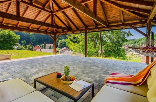 Tuheljske Toplice House | Holiday Home with pool