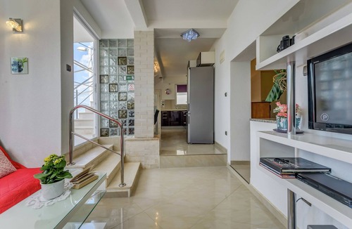 Arbanija House | Holiday Home in Arbanija with Sea Views