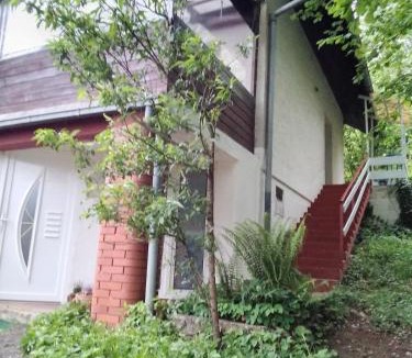 Netretic House | Holiday Home Ille