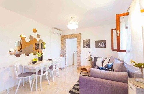 Tucepi House | Holiday home in a quiet location with Jacuzzi