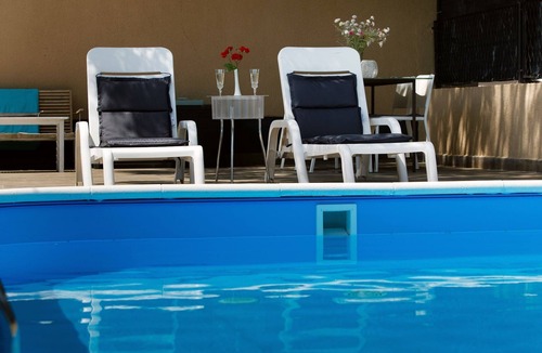 Drnis House | Holiday Home in Drniš with Pool & Etnoland