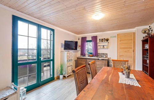 Lipnica House | Holiday Home in Havidic Selo with Garden