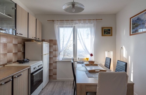 Breznik Plesivicki House | Holiday Home in Prilipje with Terrace