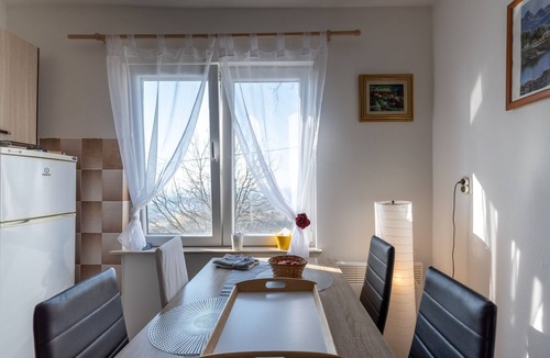 Breznik Plesivicki House | Holiday Home in Prilipje with Terrace