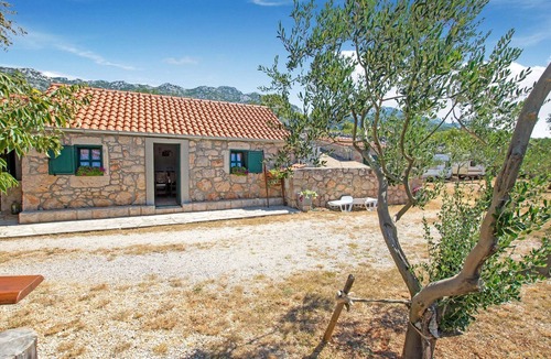 Seline House | Holiday Home in Seline Near the Sea