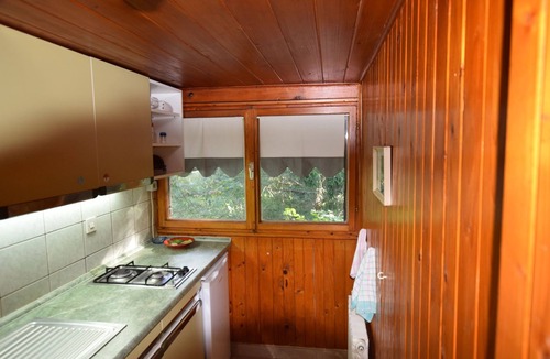 Vrbovsko House | Holiday Home in Vrbovsko near Kamačnik Trail