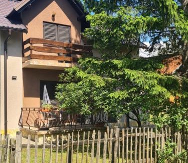 Rudanovac House | Holiday Home "Iris" near Plitvice Lakes