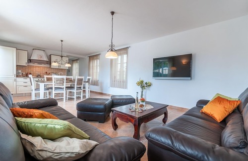 Rojnici House | Holiday home "Jakov"