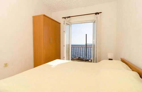 Orebic House | Holiday Home Jasminka - Three Bedroom Holiday Home with Terrace and Sea View