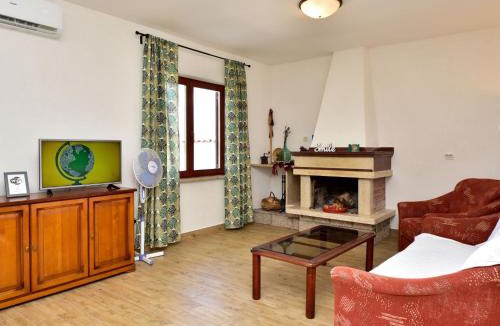 Krusevo House | Holiday Home Kate by Interhome