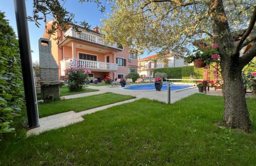 Finida Villa | Holiday Home Korenic