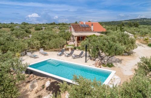 Sutivan House | Holiday Home Kuća Sunca