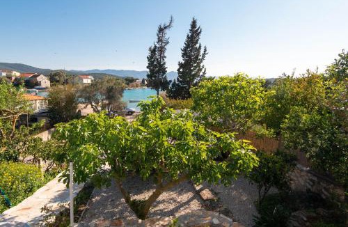 Loviste House | Holiday Home Lovište