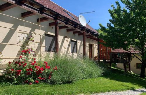 Kalnik House | Holiday Home Luka 10